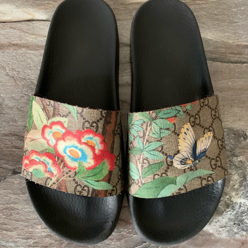 Gucci slides